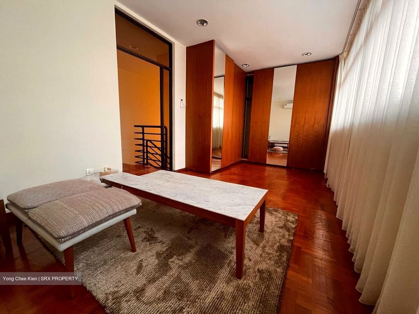 Jansen 8 (D19), Terrace #500728481